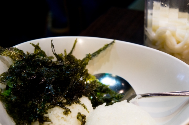steamed rice and salted seaweed 